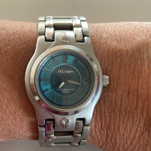 Nixon watch - Picture 2 of 7